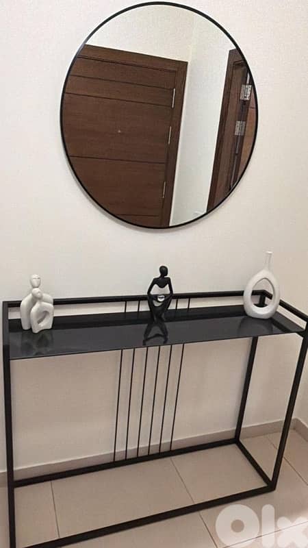 console & mirror 0