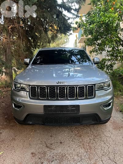 Jeep Grand Cherokee 2018 /4x4 - SUPER CLEAN