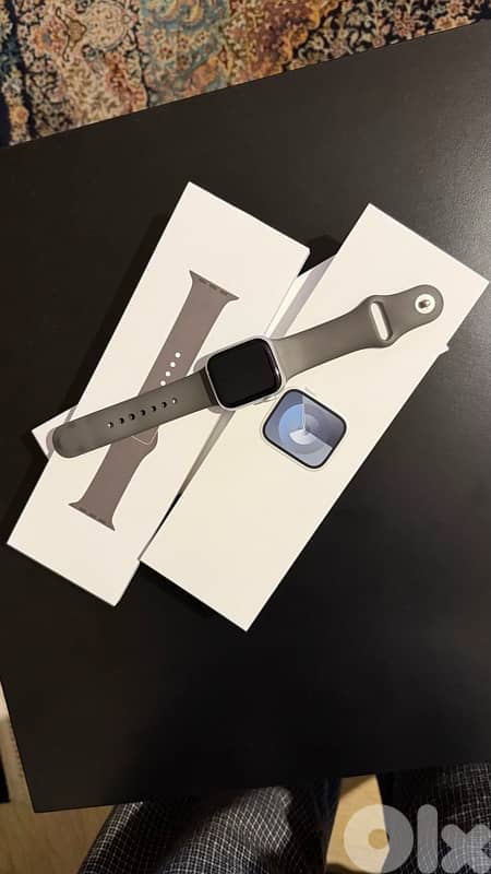 Apple Watch Series 9 41mm Silver Aluminum GPS 4