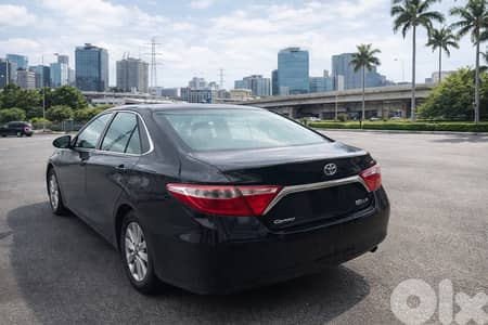 Toyota Camry Hybrid 2015