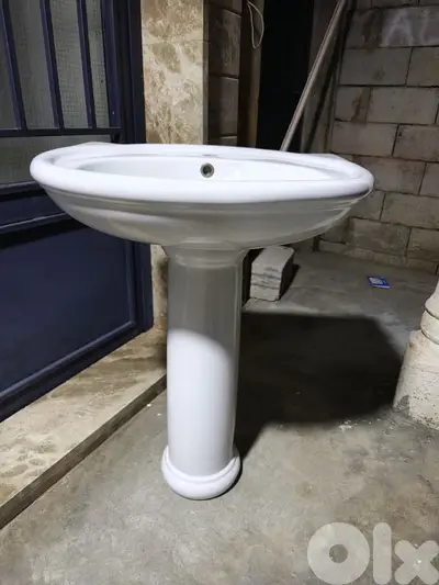 white toilet sink