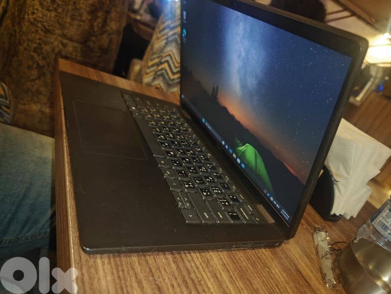 dell core i7-10610 16GB rams 1