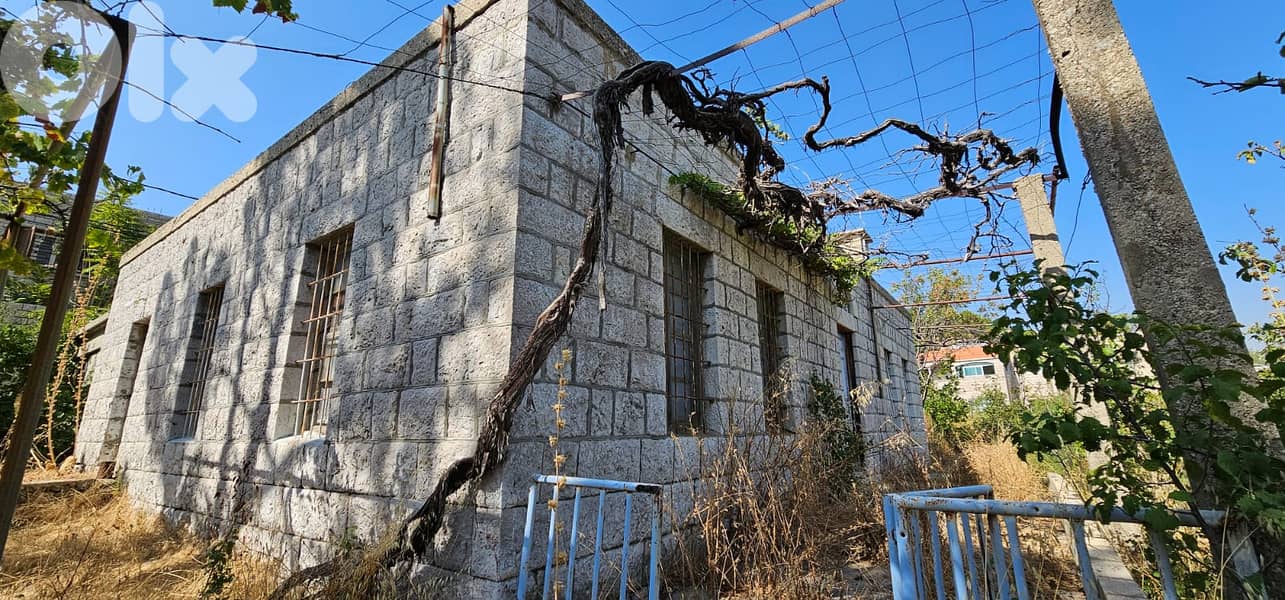 Land with a Townhouse for Sale in Kfardebian 6