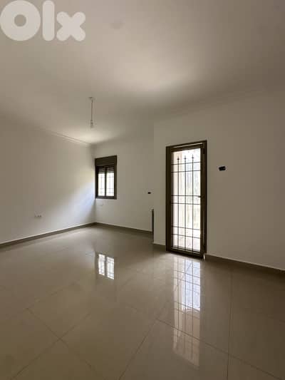 Apartment for Rent in Qornet El Hamra