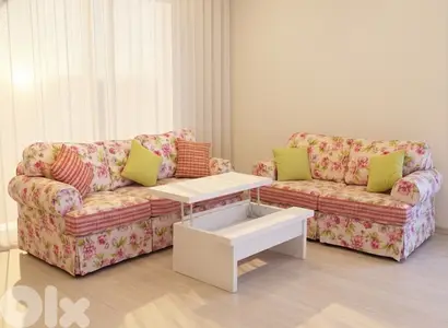 Full Salon Set for Sale – Floral Sofas & Smart Mechanism Center Tab