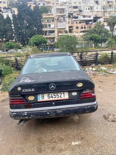 Mercedes-Benz 300 1988