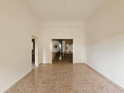 GMC177LG Apartment for sale in Mar Mikhael  - شقة للبيع في مار مخايل