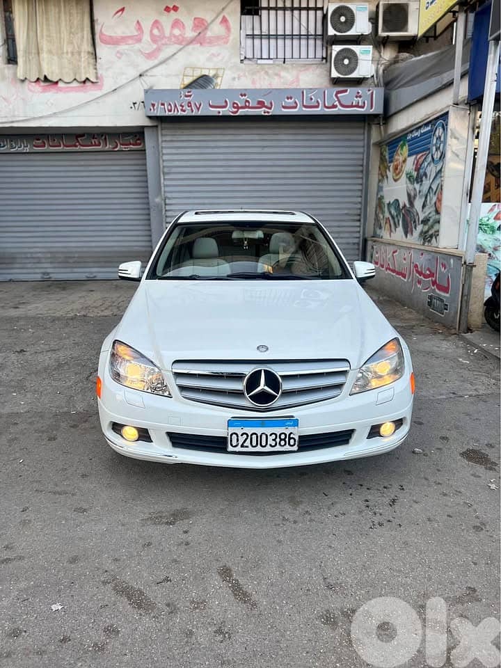 Mercedes-Benz C-300 2010 0