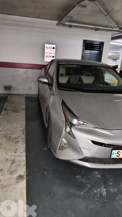 Toyota Prius 2018