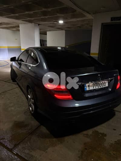 Mercedes-Benz C-Class 2012