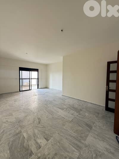 A 3 bedroom apartment for Rent in Rabweh with open views.