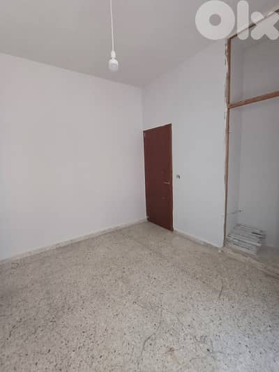 Apartment for Sale in Ijdabra شقة للبيع في اجدبرا البترون