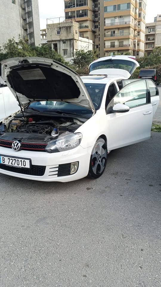 Volkswagen Golf 2010 0