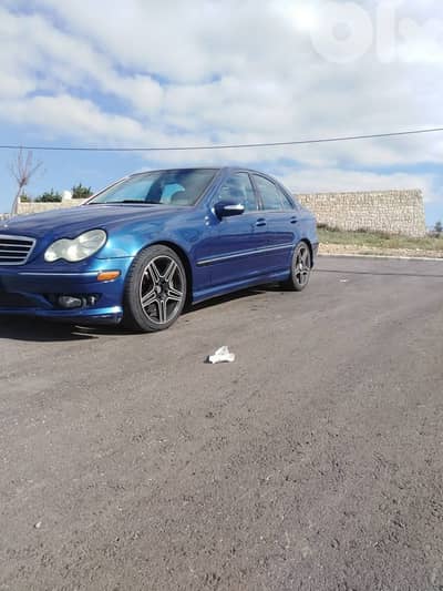 Mercedes-Benz C-230 2005