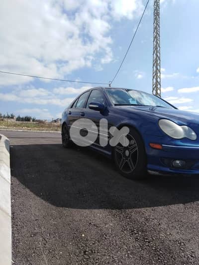 Mercedes-Benz C-230 2005
