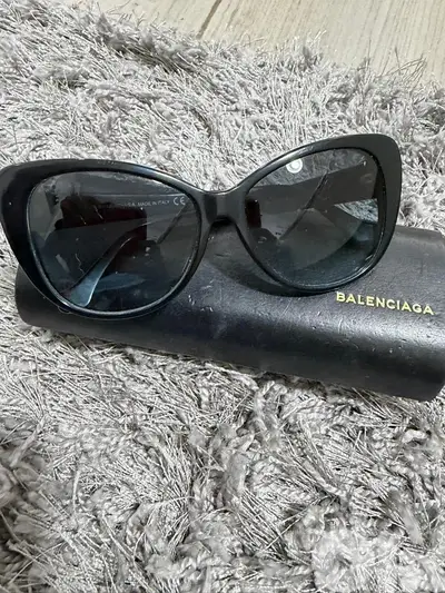 Balenciaga Sunglasses Original
