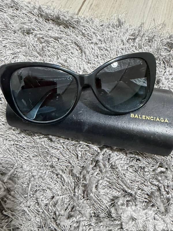 Balenciaga Sunglasses Original 0
