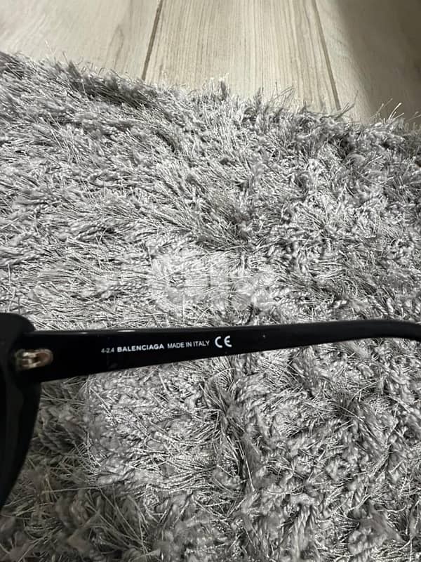 QUAY AUSTRALIA SUNGLASSES 3