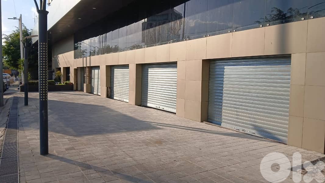 100sqm shop for rent next to habtoor hotel 0