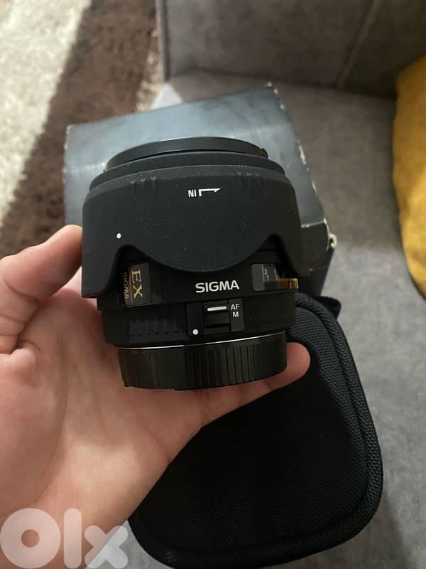 Like New Ef-s 30mm canon lens F1.4 0