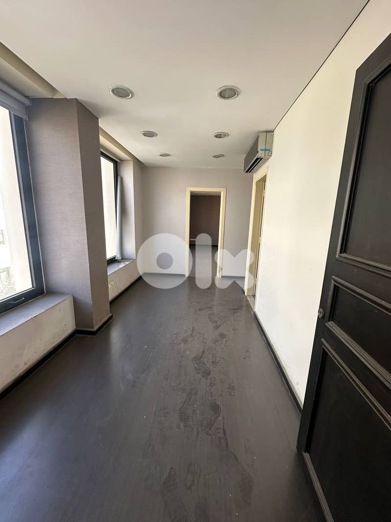 Office For Rent In The Heart Of Downtown 0