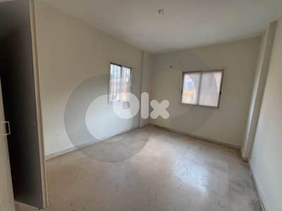 Well maintained building,Msaytbeh, Beirut/المصيطبة REF#TD136063