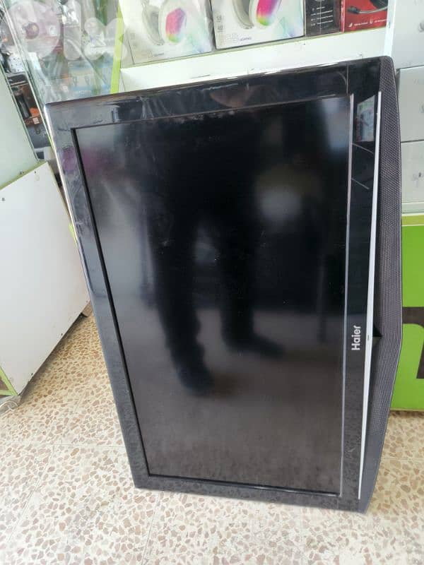 tv hair 32 inch 45$ zahleh 1