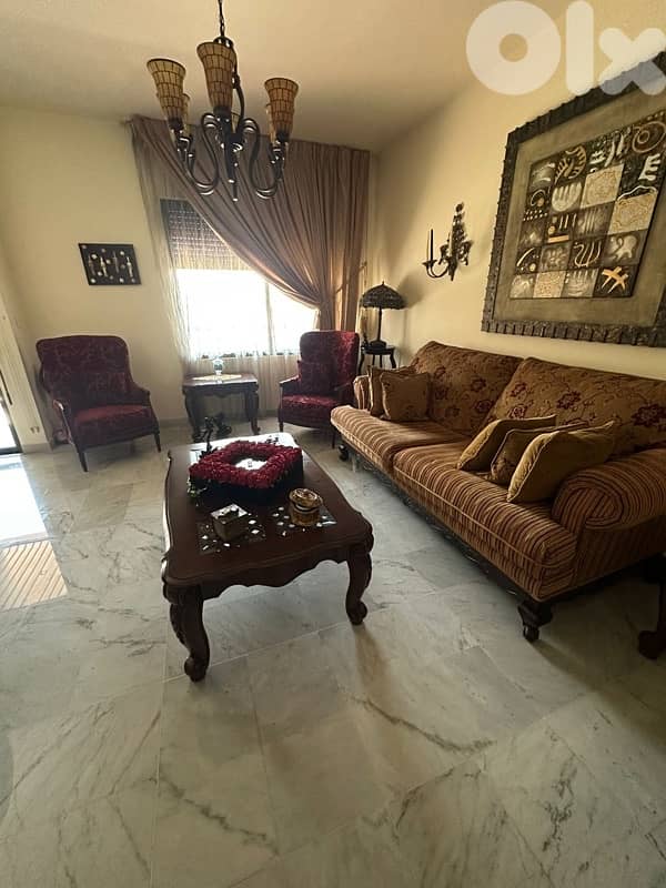 living room 0