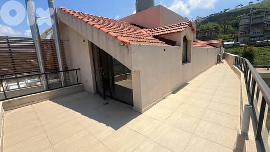 Duplex for sale in Bikfaya-Chwaya MQBS009