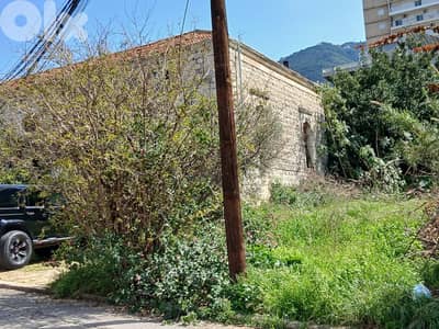 Old House for Sale in Haret Sakher – Prime Investment Opportunity