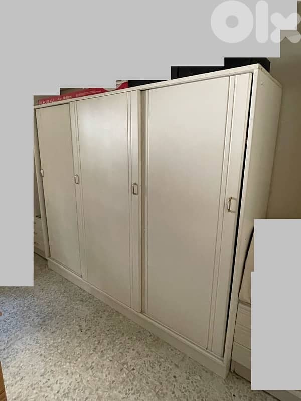 Armoire 0