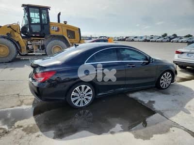 cla mercedes 250 model 2018  clean carfax