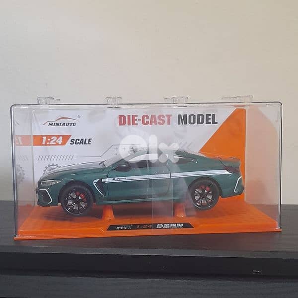 Diecast bmw m8 1:24 1