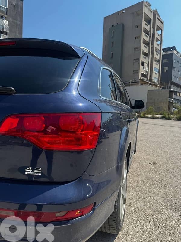 Audi Q7 2009 0