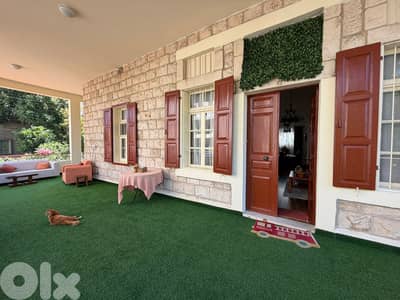 GMK195YA - Stand Alone House Aged for More than 100 years In Ghadir