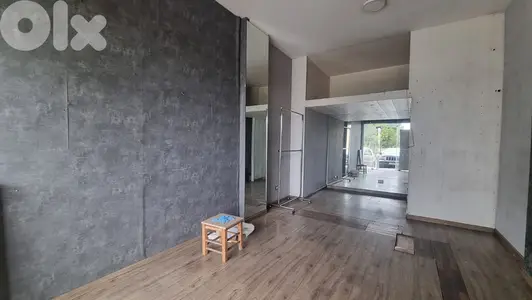 GMC312MAN Shop for rent in Mazraat Yachouh - محل للإيجار في مزرعة يشوع