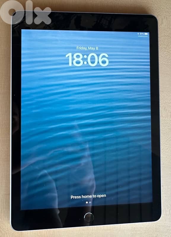 Ipad 5th generation 32gb 0