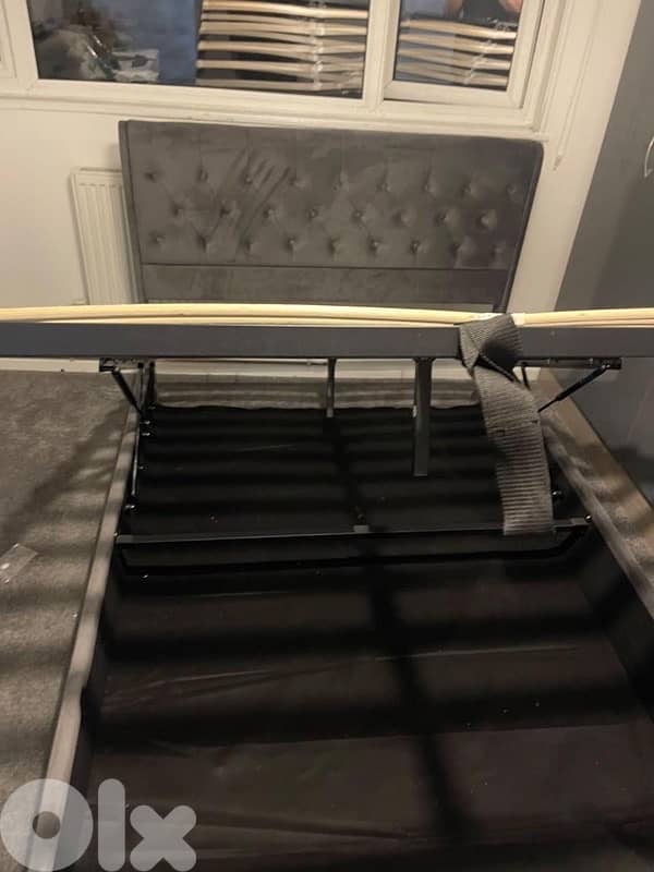 queen bed with storage box hydrolic system 0