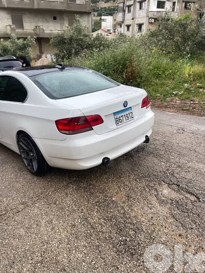 BMW 3-Series 2008