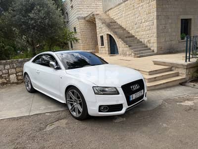 Audi S5 B8 2010