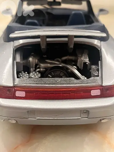 1:18 porsche carrera 911 cabriolet 1994