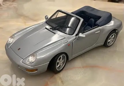 1:18 porsche carrera 911 cabriolet 1994