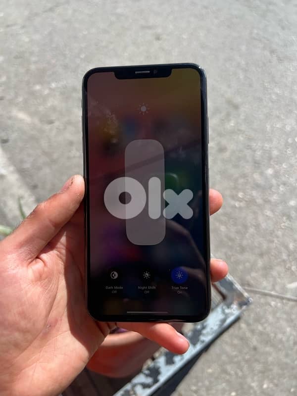 Xs max 256   خارق خدش مافيو بس مغيرا بطاريتو ب 150 $  76096018 2