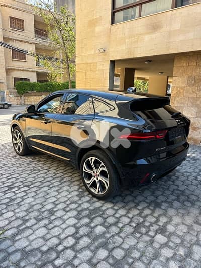 Jaguar E-Pace R-Dynamic First Edition 2018 black on black-clean carfax
