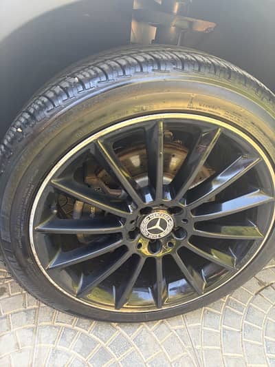 Mercedes-Benz GLA-Class 2019