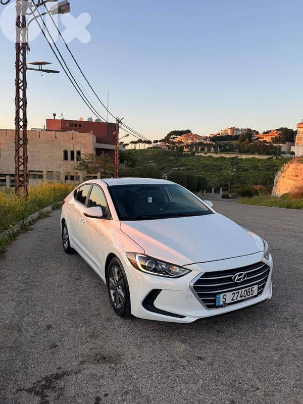 Hyundai Elantra 2017 0