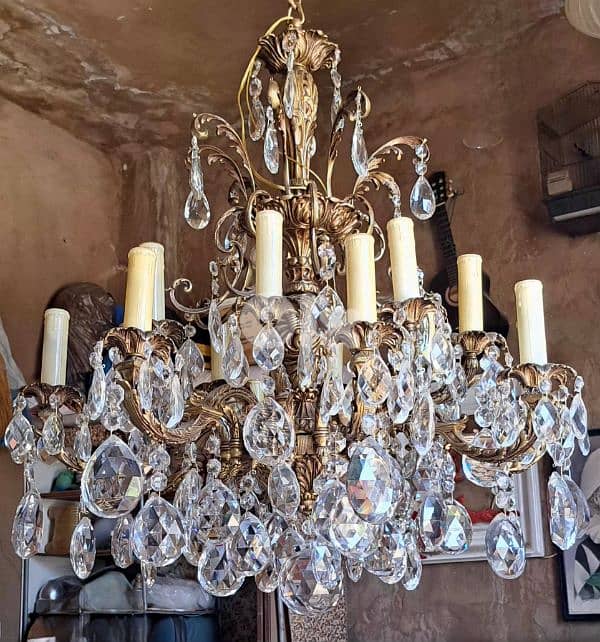 chandelier 0