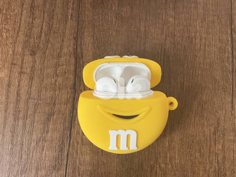 TUK AirPods (Used) 2