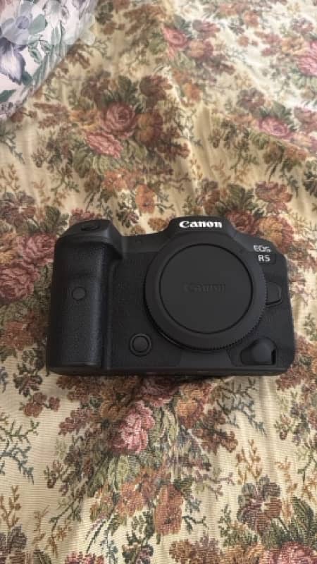 Canon R5 0