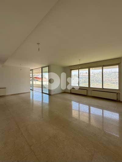 شقة مميزة للبيع في مار تقلا -Special Apartment for Sale Hazmieh شقة مميزة للبيع في مار تقلا -Special Apartment for Sale Hazmieh